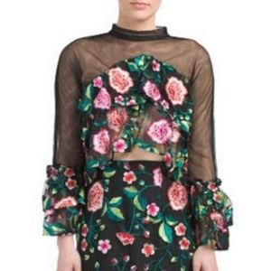 Anthropologie Vone Embroidered Floral Crop Top S